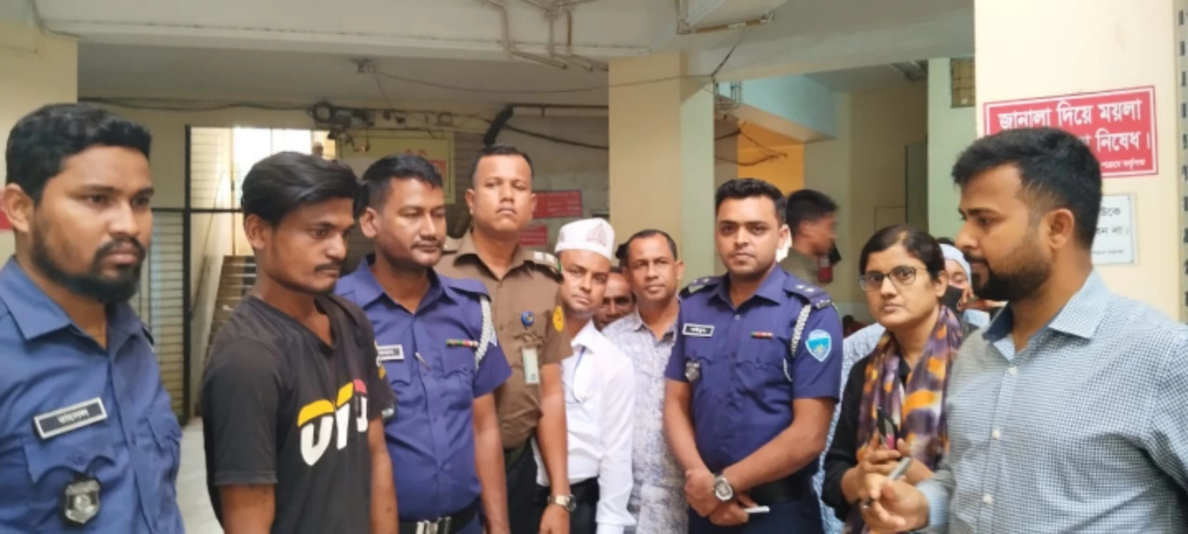 কুমিল্লা মেডিকেল কলেজে ভ্রাম্যমান আদালতের অভিযান