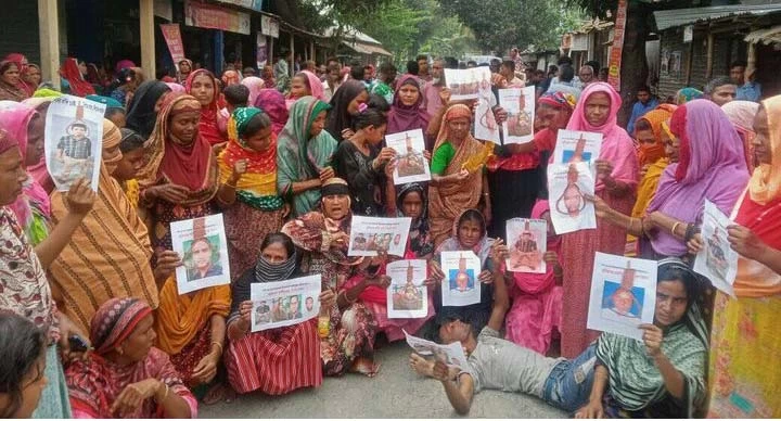 সুন্দরগঞ্জে হত্যার বিচারের দাবিতে সড়ক অবরোধ