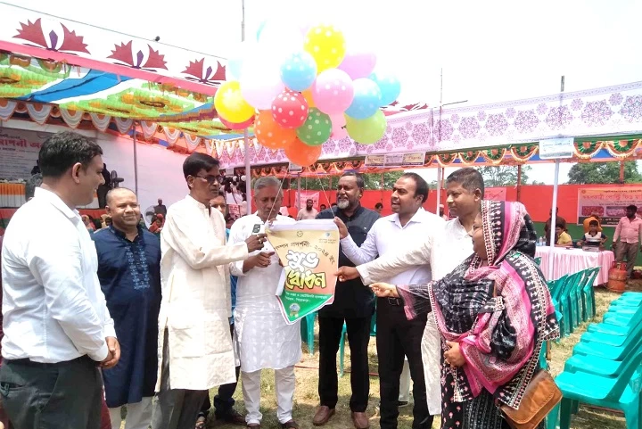 স্বরূপকাঠিতে প্রাণিসম্পদ প্রদর্শনী উদ্বোধন