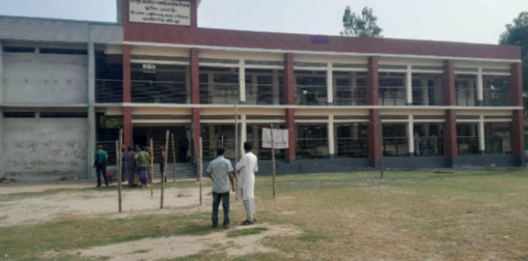 গাইবান্ধায় নেই উৎসবের আমেজ, চলছে ভোটার খরা