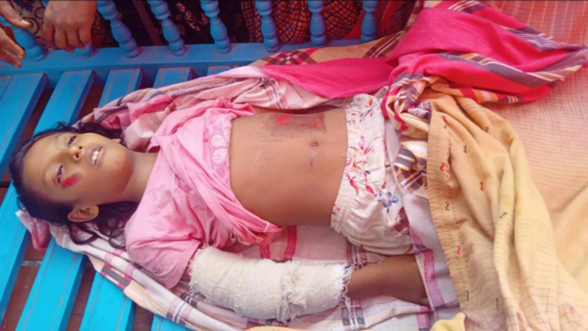 রামপালে পিক-আপের ধাক্কায় চতুর্থ শ্রেণির শিক্ষার্থী নিহত