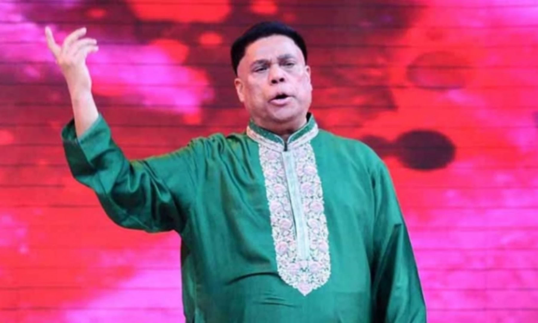 ঈদে বাংলা-হিন্দি দুই ভাষার গান গাইবেন মাহফুজুর রহমান