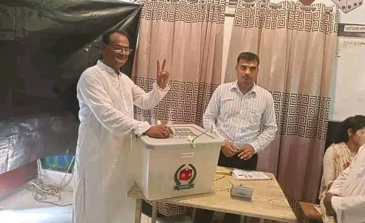 গৌরনদীতে মনির মিয়া চেয়ারম্যান নির্বাচিত