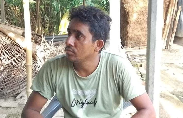 পরীক্ষায় ফেল করার ভয় দেখিয়ে শিক্ষার্থীকে ধর্ষণ চেষ্টা